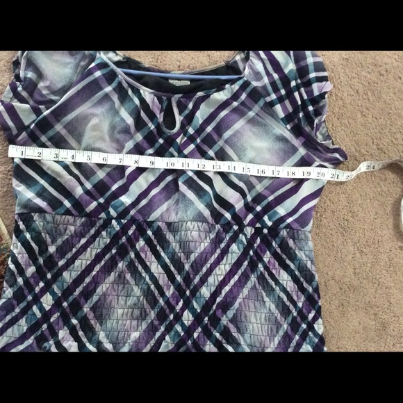 COPY - COPY - Unique Plaid Cap Sleeved Worthington Top - Picture 5 of 7